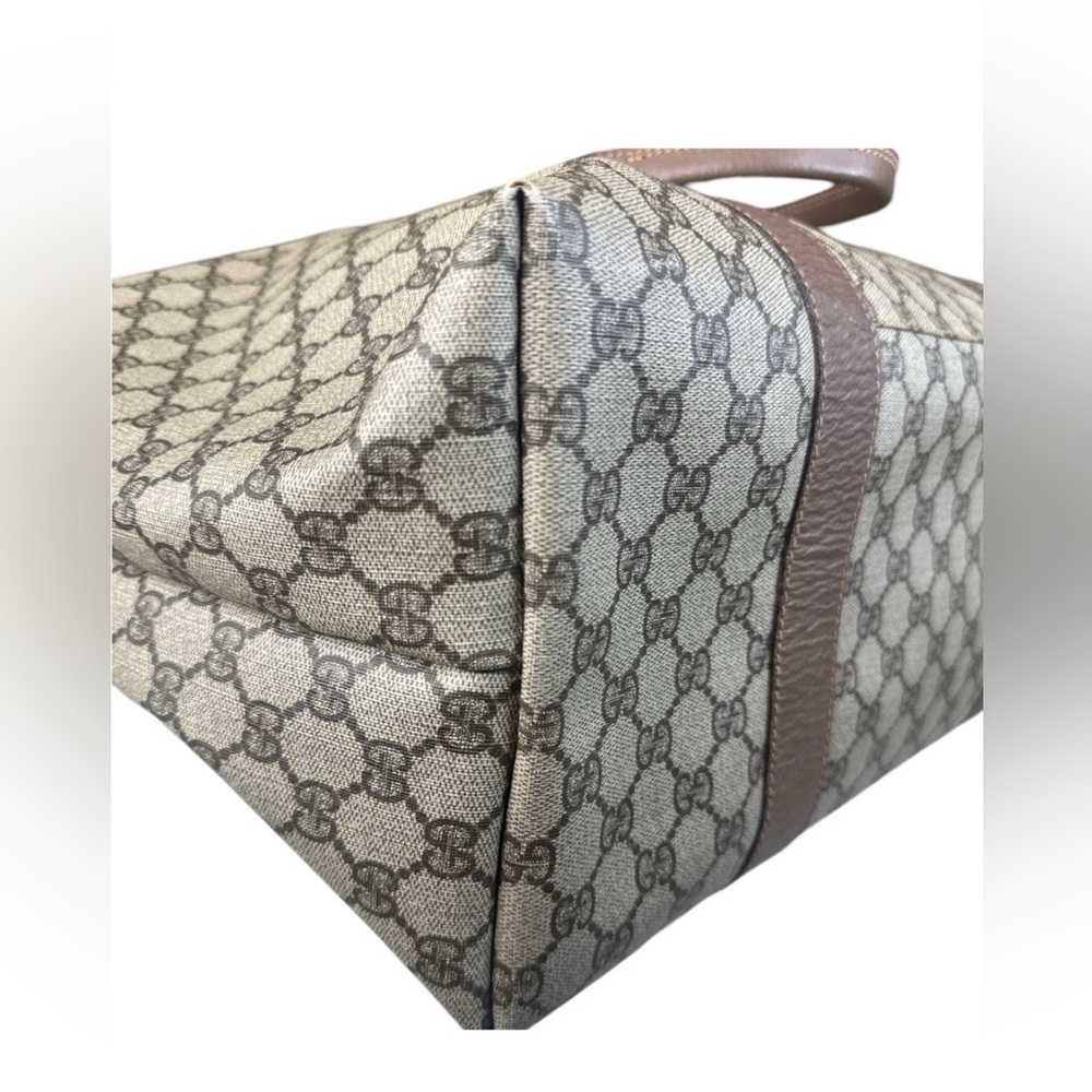 ❌ SOLD ❌ Gucci PVC vintage tote travel bag - Picture 4 of 12